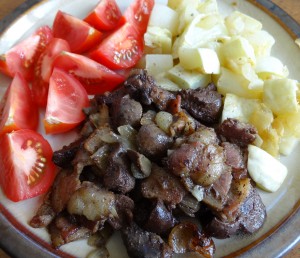 Beef kidney with squash & tomatoes