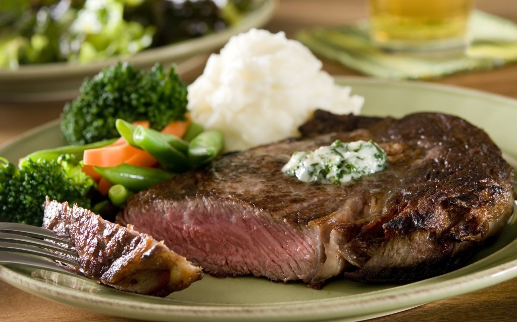 Man-sized steak and veggies